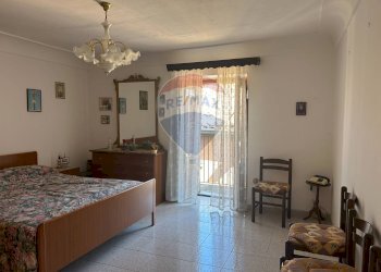 Camera / camera da letto - Independent house via pomo
 
22, Geraci Siculo - photo 3