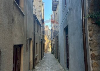 Edificio all\'aperto - Independent house via pomo
 
22, Geraci Siculo - photo 10