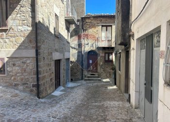 Edificio all\'aperto - Independent house via pomo
 
22, Geraci Siculo - photo 19