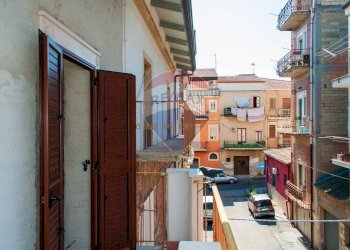 Balcone - Independent house VIA S.S. CROCIFISSO
 
33, Ramacca - photo 33