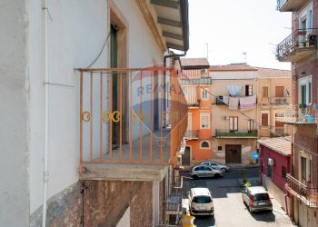 Edificio all\'aperto - Independent house VIA S.S. CROCIFISSO
 
33, Ramacca - photo 27