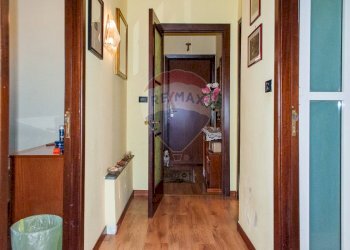 Hall / corridoio - Quadrilocale Via Medaglie D'Oro
 
1, Catania - foto 3