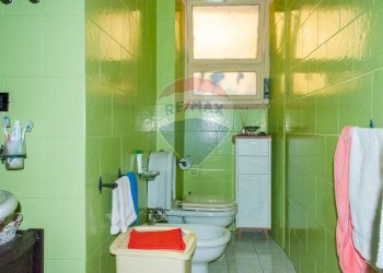 Bagno - Quadrilocale Via Medaglie D'Oro
 
1, Catania - foto 13