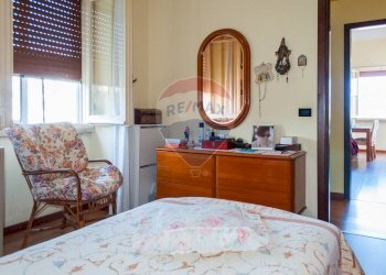 Camera / camera da letto - Quadrilocale Via Medaglie D'Oro
 
1, Catania - foto 16