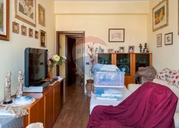 Soggiorno - Quadrilocale Via Medaglie D'Oro
 
1, Catania - foto 19