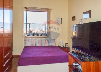 Camera / camera da letto - Quadrilocale Via Medaglie D'Oro
 
1, Catania - foto 20