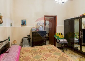 Camera / camera da letto - Quadrilocale Paterno - foto 17