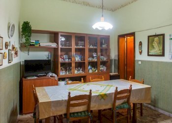 Sala da pranzo - Quadrilocale Paterno - foto 3