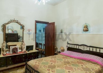 Camera / camera da letto - Quadrilocale Paterno - foto 15