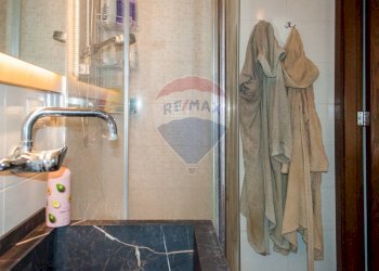 Bagno - Appartamento Via Sebastiano Catania
 
215, Catania - foto 11