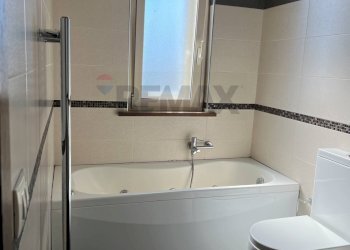 Bagno - Appartamento Via Sebastiano Catania
 
215, Catania - foto 28