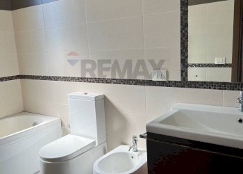 Bagno - Appartamento Via Sebastiano Catania
 
215, Catania - foto 29