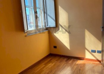 Stanza vuota - Appartamento Via Sebastiano Catania
 
215, Catania - foto 32