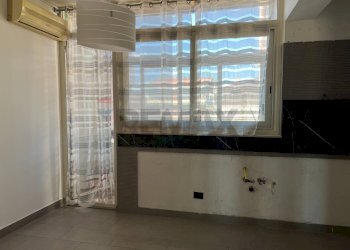 Stanza vuota - Appartamento Via Sebastiano Catania
 
215, Catania - foto 43