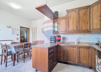 Cucina - Casa indipendente Via Calandrine
 
789, San Giorgio in Bosco - foto 12