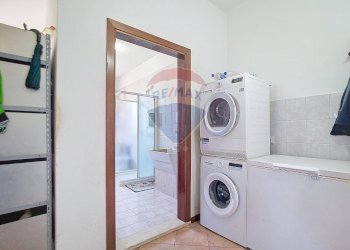 Lavanderia - Casa indipendente Via Calandrine
 
789, San Giorgio in Bosco - foto 16