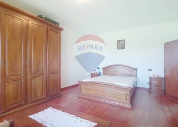 Camera / camera da letto - Casa indipendente Via Calandrine
 
789, San Giorgio in Bosco - foto 27