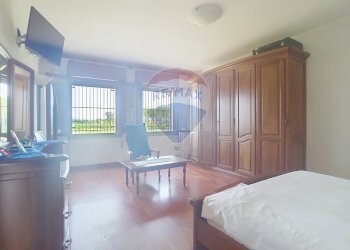 Camera / camera da letto - Casa indipendente Via Calandrine
 
789, San Giorgio in Bosco - foto 29