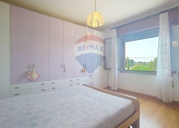 Camera / camera da letto - Casa indipendente Via Calandrine
 
789, San Giorgio in Bosco - foto 30