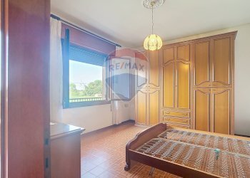 Camera / camera da letto - Casa indipendente Via Calandrine
 
789, San Giorgio in Bosco - foto 31