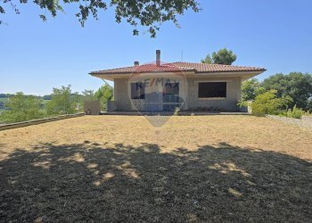 Casa all\'aperto - Casa indipendente via canale
 
50, Torrevecchia Teatina - foto 8