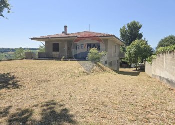 Casa all\'aperto - Casa indipendente via canale
 
50, Torrevecchia Teatina - foto 9