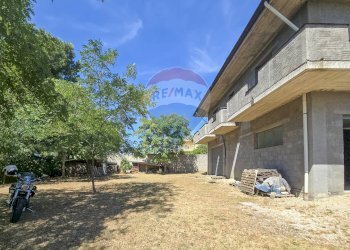 Terrazza - Casa indipendente via canale
 
50, Torrevecchia Teatina - foto 12