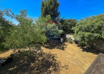 Giardino - Casa indipendente via canale
 
50, Torrevecchia Teatina - foto 13