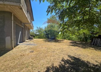 Giardino - Casa indipendente via canale
 
50, Torrevecchia Teatina - foto 22