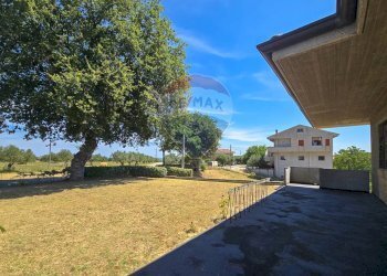 Terrazza - Casa indipendente via canale
 
50, Torrevecchia Teatina - foto 28