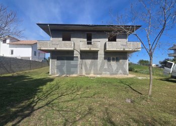 Casa all\'aperto - Casa indipendente via canale
 
50, Torrevecchia Teatina - foto 3