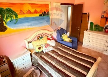 Camera / camera da letto - Casa semi indipendente Vellezzo Bellini - foto 13