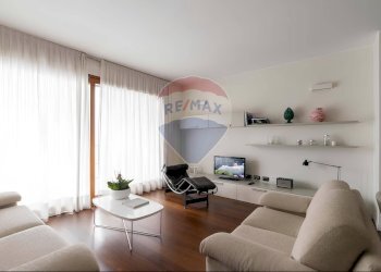 \nSoggiorno\n - Appartamento Via Degli Ottoboni
 
37, Milano - foto 1