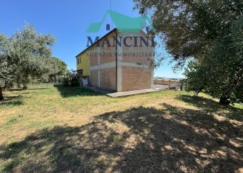 Foto 1 - Casa indipendente FEDERICO CONTI
 
3, Santa Maria Nuova - foto 1