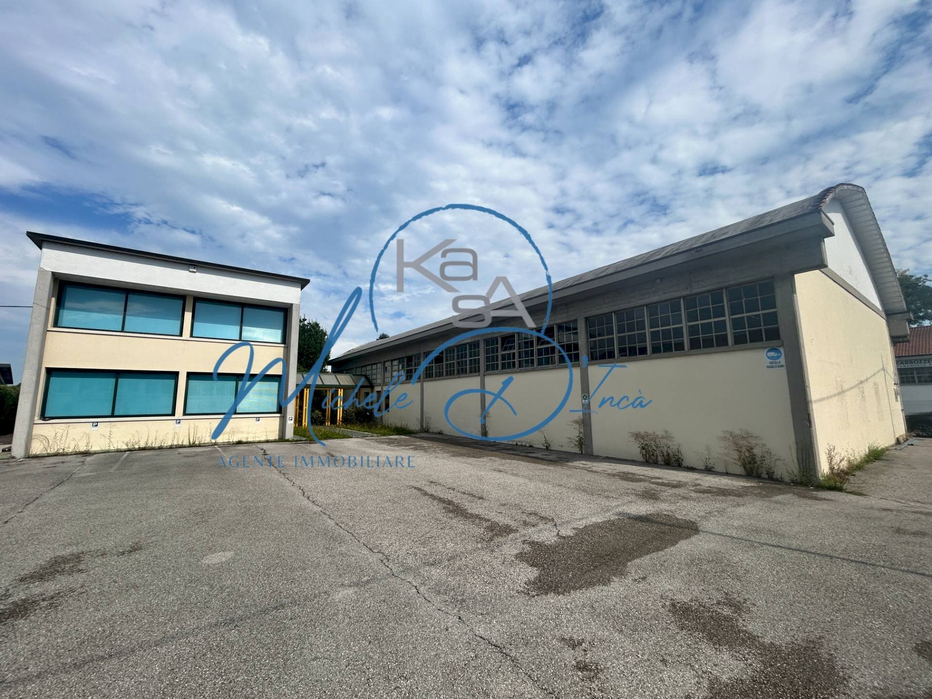 Foto 1 - Commercial Premises VIA VENZONE
 
16, Treviso - photo 1