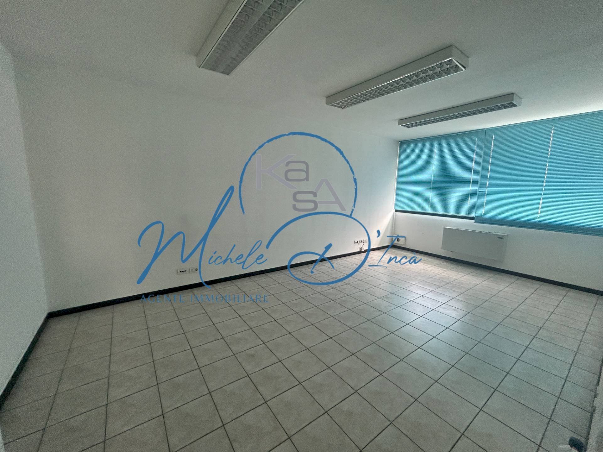 Foto 3 - Commercial Premises VIA VENZONE
 
16, Treviso - photo 3