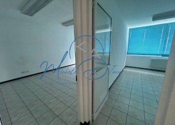 Foto 4 - Commercial Premises VIA VENZONE
 
16, Treviso - photo 4