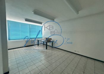 Foto 7 - Commercial Premises VIA VENZONE
 
16, Treviso - photo 7