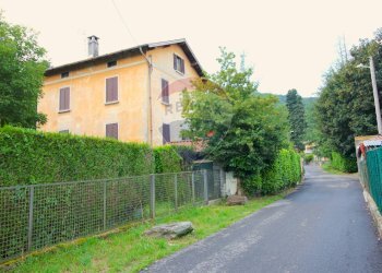 Casa all\'aperto - Bilocale Viale Campione d'Italia, Alta Valle Intelvi - foto 7