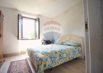 Camera / camera da letto - Bilocale Viale Campione d'Italia, Alta Valle Intelvi - foto 11