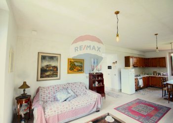 Sala da pranzo - Bilocale Viale Campione d'Italia, Alta Valle Intelvi - foto 20