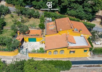 Foto 2 - Villa Via Del Cigliolo
 
265, Velletri - photo 2