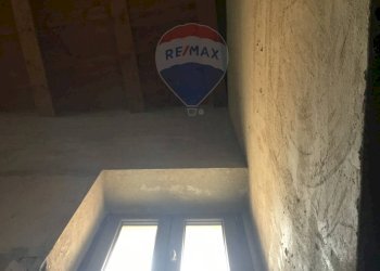 Stanza vuota - Casa semi indipendente VIA COLVETTO
 
8, Fagnano Alto - foto 6