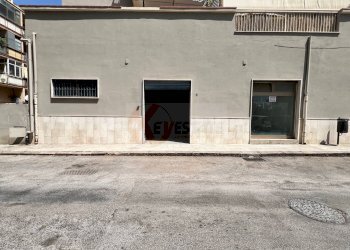 Foto 2 - Locale Commerciale via Stanis Manca
 
9, Sassari - foto 2