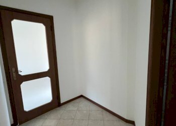 Foto 10 - Bilocale PAPA GIOVANNI XXIII
 
74, Madone - foto 10