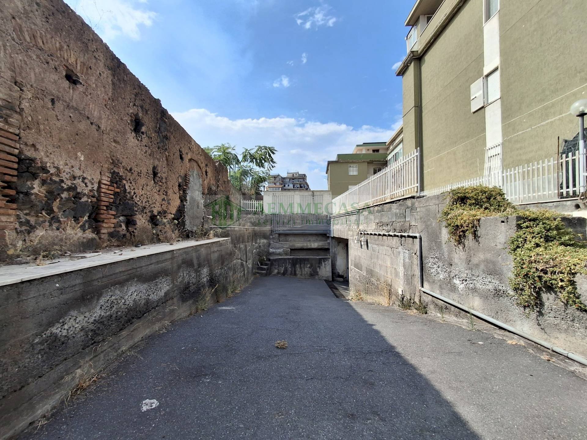 Foto 2 - Box Via Vitaliti
 
24, Catania - foto 2