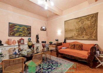 Salone - Quadrilocale piazza dei Martiri, Carpi - foto 4