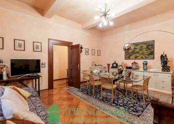 Salone - Quadrilocale piazza dei Martiri, Carpi - foto 6