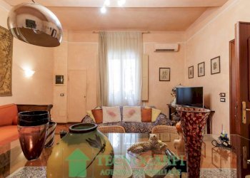 Salone - Quadrilocale piazza dei Martiri, Carpi - foto 9