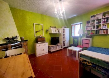 Soggiorno - Independent house via Coste di Villa San Sebastiano, Borgomaro - photo 6